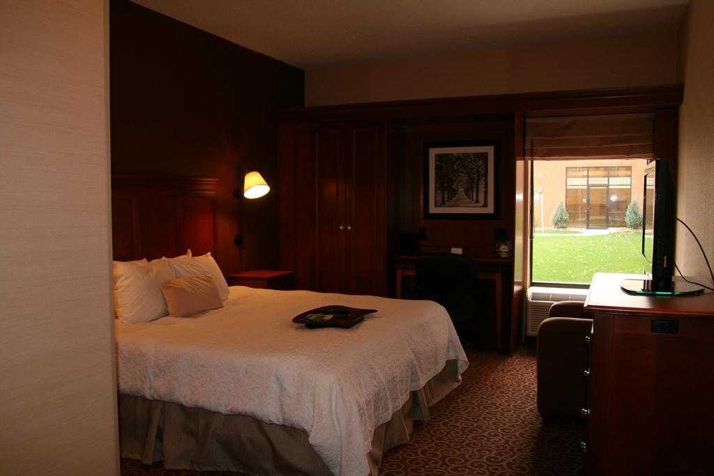 Mcknight Hotel McCandless Township Rum bild