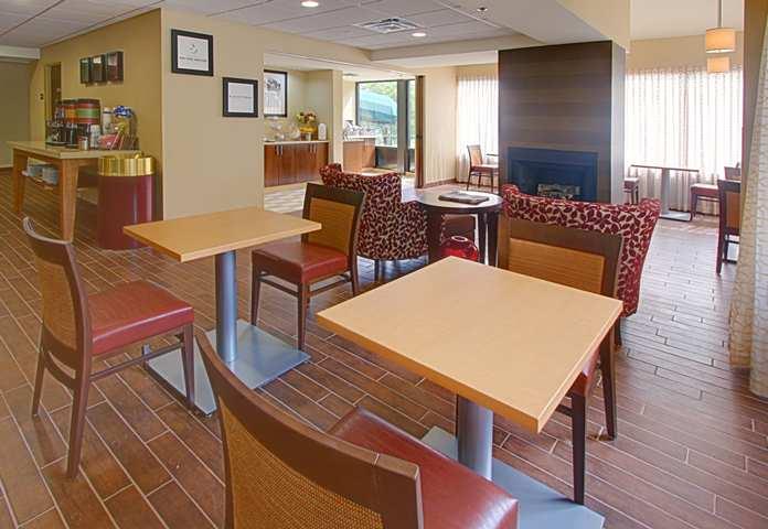 Mcknight Hotel McCandless Township Restaurang bild