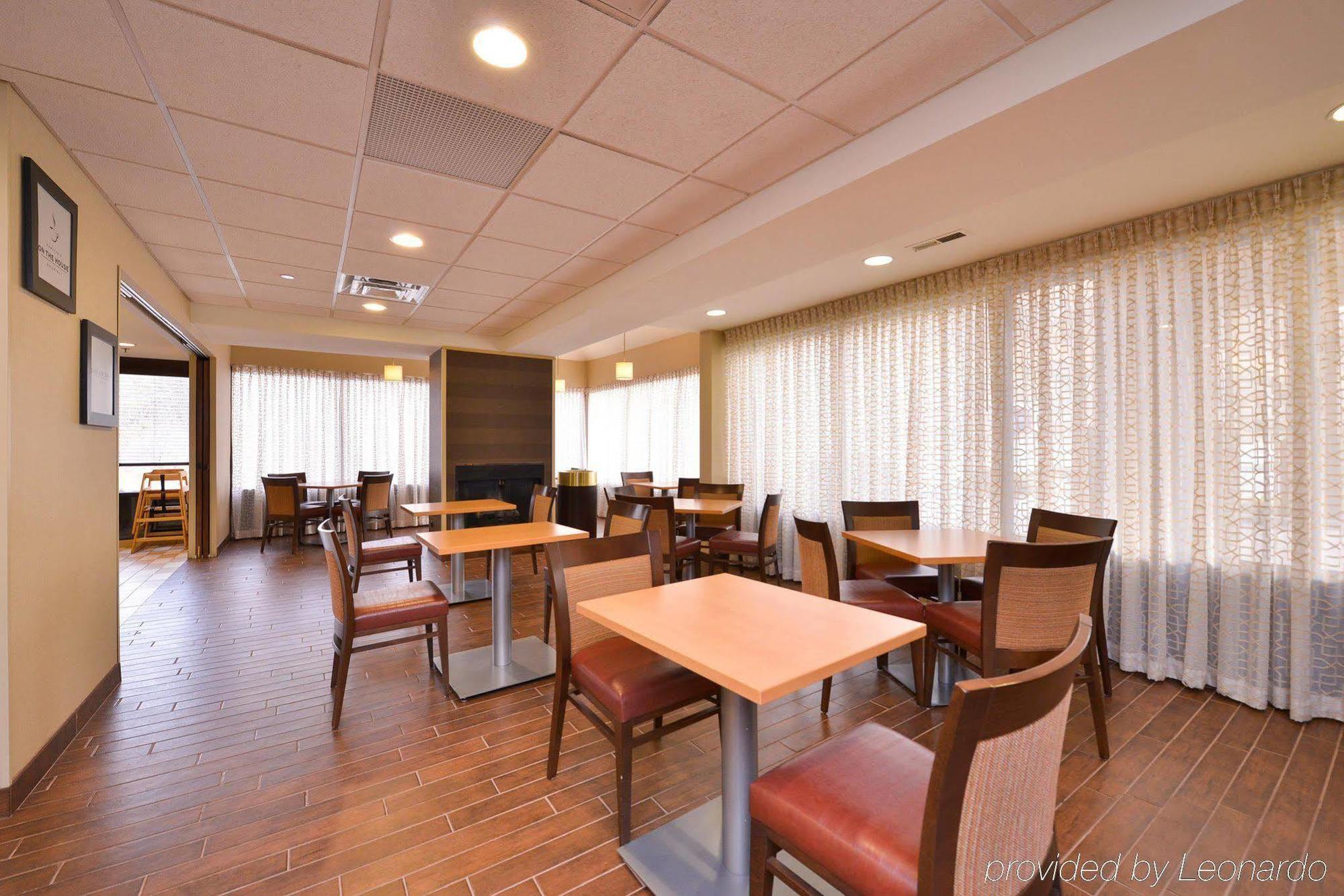 Mcknight Hotel McCandless Township Exteriör bild